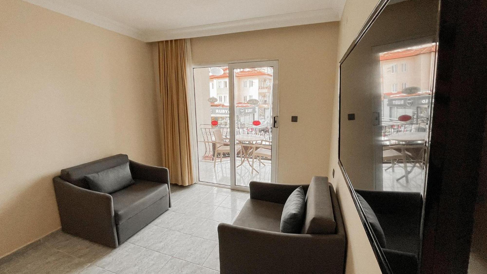 Ozlem 2 Apart Hotel Marmaris Bagian luar foto