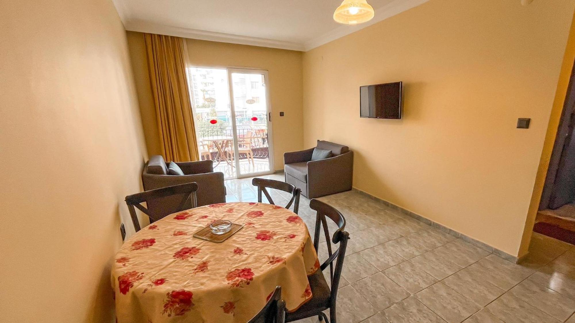 Ozlem 2 Apart Hotel Marmaris Bagian luar foto