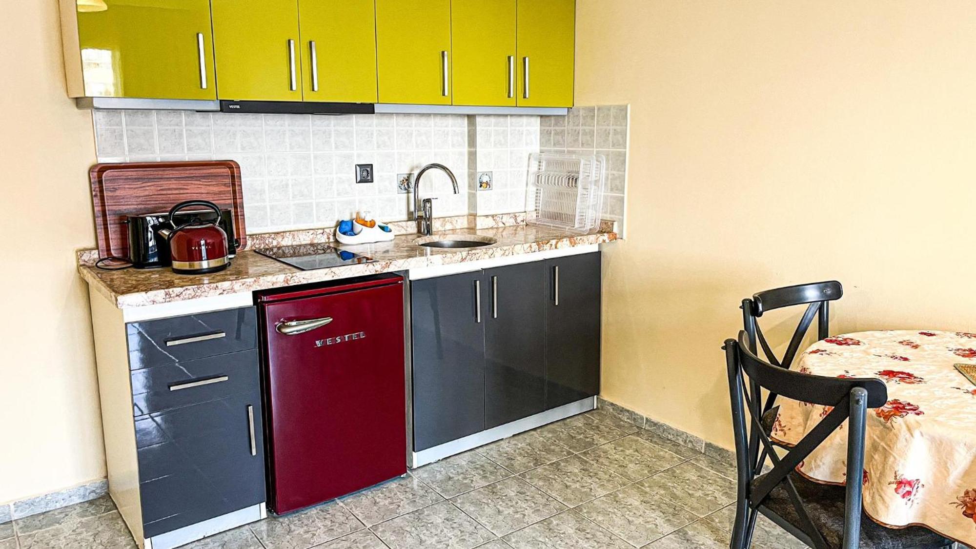 Ozlem 2 Apart Hotel Marmaris Bagian luar foto