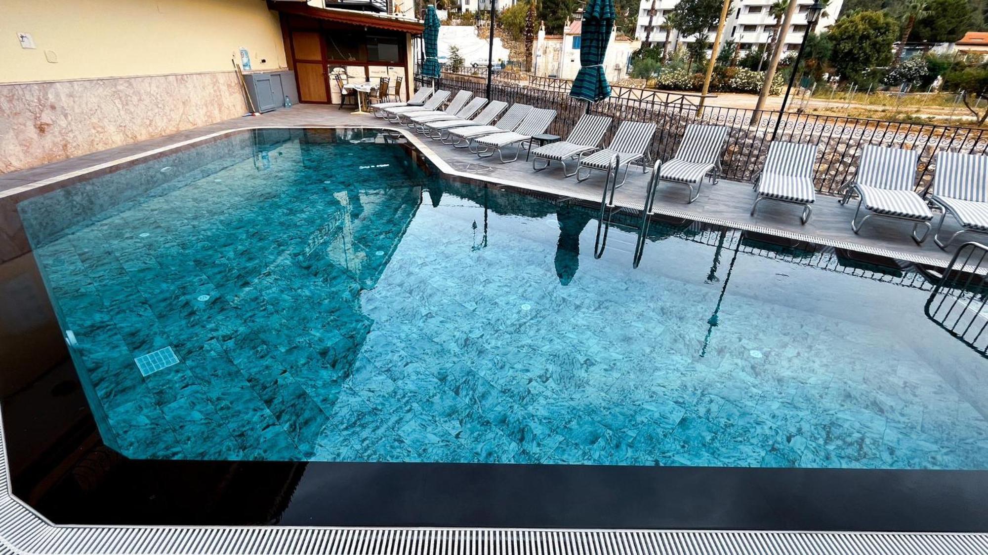 Ozlem 2 Apart Hotel Marmaris Bagian luar foto
