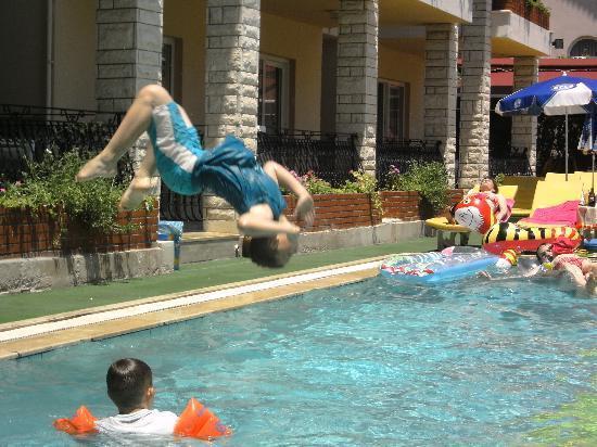 Ozlem 2 Apart Hotel Marmaris Bagian luar foto