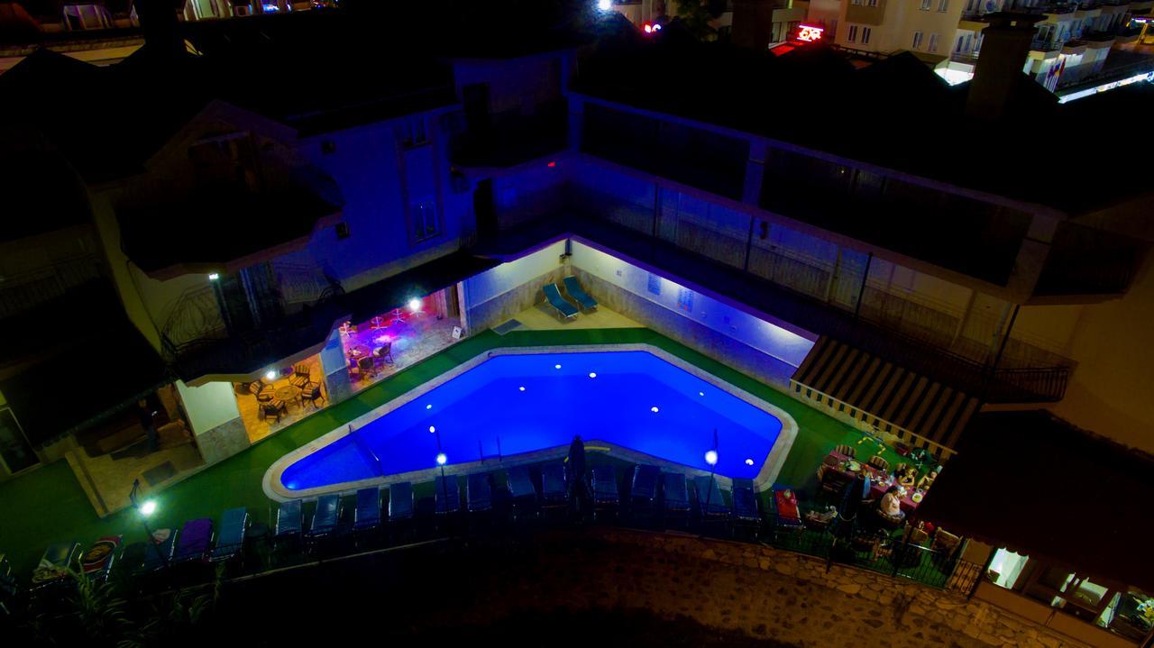 Ozlem 2 Apart Hotel Marmaris Bagian luar foto
